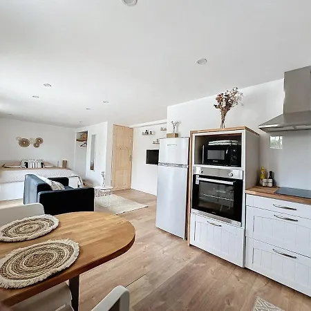Le Magnolia Apartmán Communay