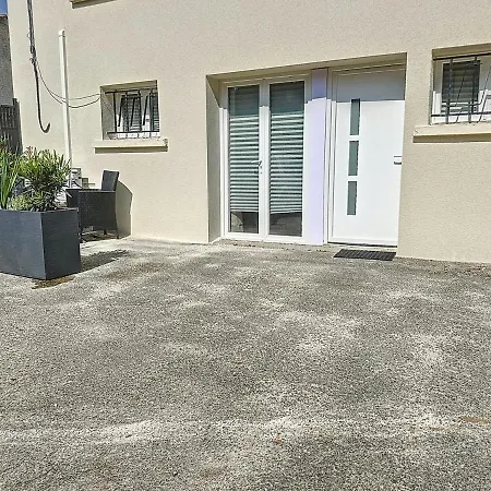 Le Magnolia Apartmán Communay