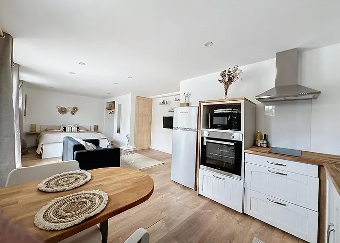 Le Magnolia Apartman Communay